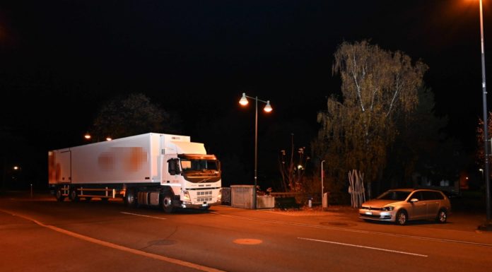 Bad Ragaz: Fahrunfähig mit Sattelschlepper kollidiert