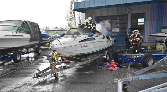 Berschis: Brand auf Motorboot