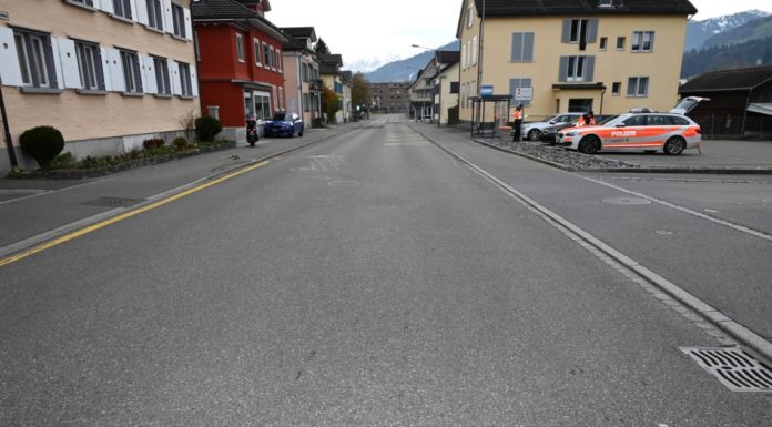 Ebnat-Kappel: Rollerfahrer bei Unfall verletzt