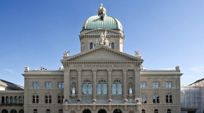 Covid-19: Schweiz hat weitere Verschärfungen im Auge