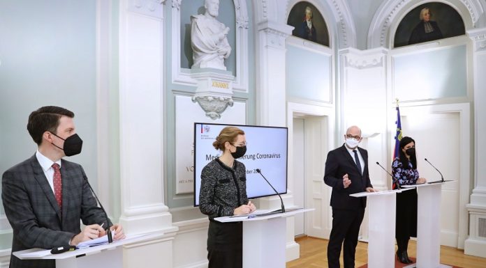 COVID-19: Regierung plant Massnahmen für eine sichere Weihnachtszeit