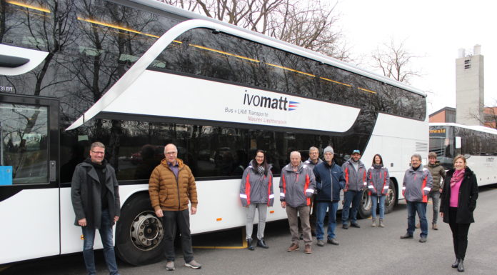 Neue Schulbusse für Schülerinnen und Schüler