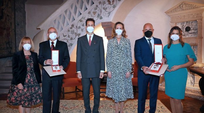 Ordens- und Titelverleihung auf Schloss Vaduz