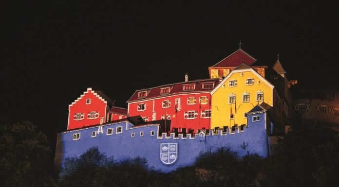 Sonderausstellung «Kunstvolle Lichtkulissen am Staatsfeiertag»