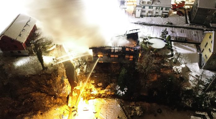 Werkstatt durch Brand völlig zerstört