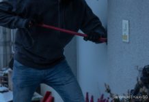 Diverse Einbrüche mit hohem Sachschaden