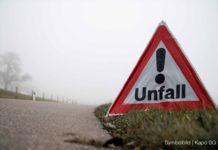 Schwerverletzter bei Frontalkollision zwischen Auto und Mofa