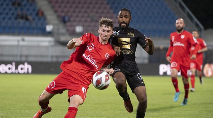 Der FC Vaduz mit späten Toren zum Sieg in Aarau