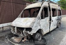 Fahrzeugbrand nach Auffahrunfall