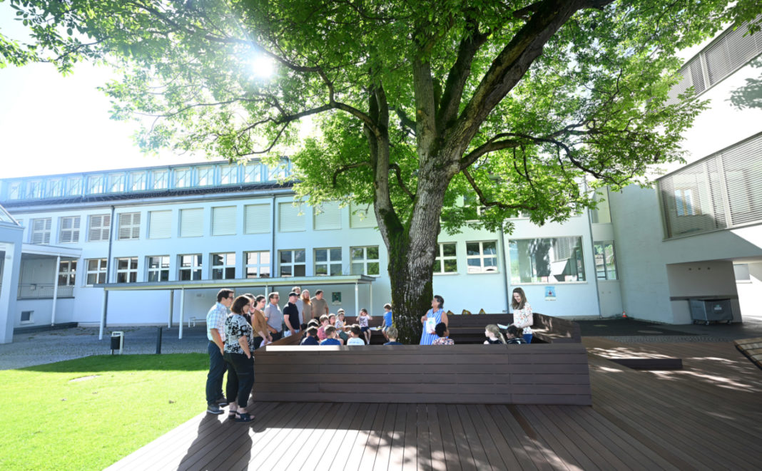 Eröffnung Sitzplattform 3