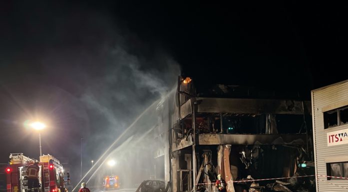 Rebstein: Mottbrand in abgebrannter Lagerhalle