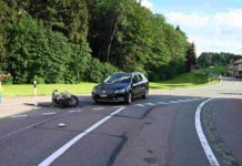 Degersheim: Zusammenprall zwischen Motorrad und Auto