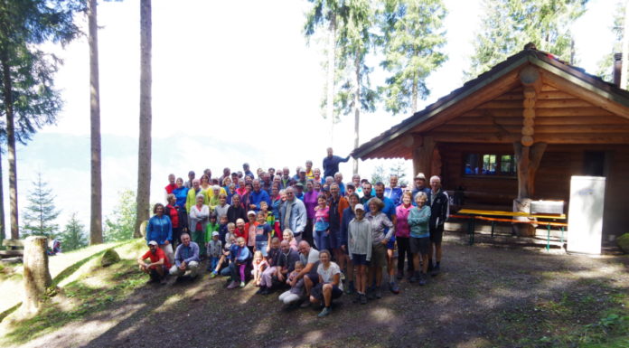 Ruggeller Gemeindewandertag führt auf die Uli Mariss-Hütte