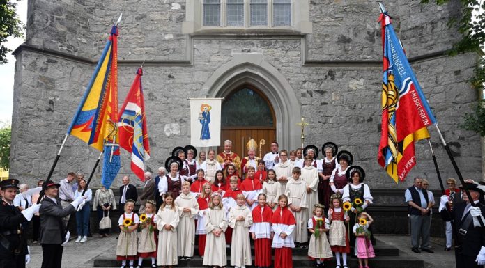 Feierliche Pfarrinstallation von Markus Walser in Ruggell