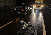 Frontalkollision zwischen Auto und Mofa