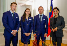 Regierungsrätin Dominique Hasler verabschiedet Liecht. WorldSkills-Delegation