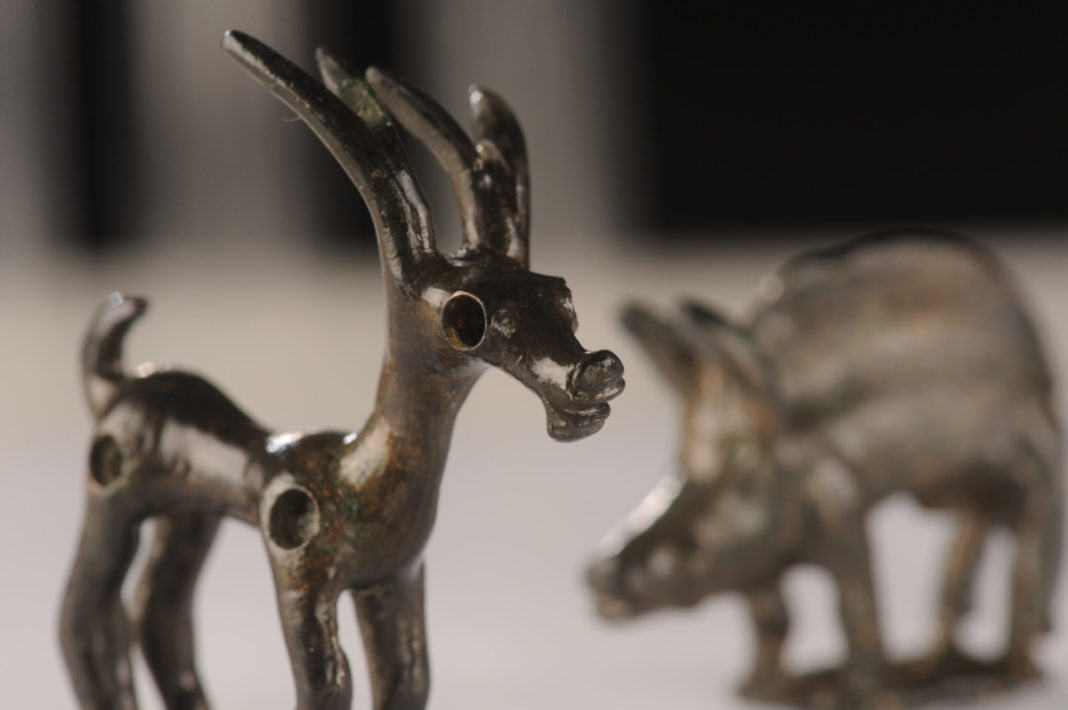 Zwei der insgesamt neun sogenannten Gutenbergfiguren© Liechtensteinisches LandesMuseums, Foto Sven Beham