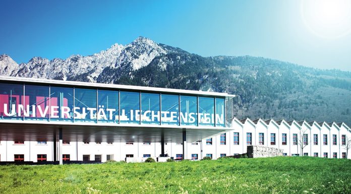 Bank Frick vergibt Stipendium an Uni Liechtenstein