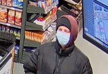 Überfall auf Tankstellen-Shop und Einbruch in Jugendtreffs