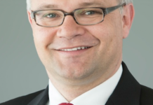 Uni: Tschütscher tritt zurück