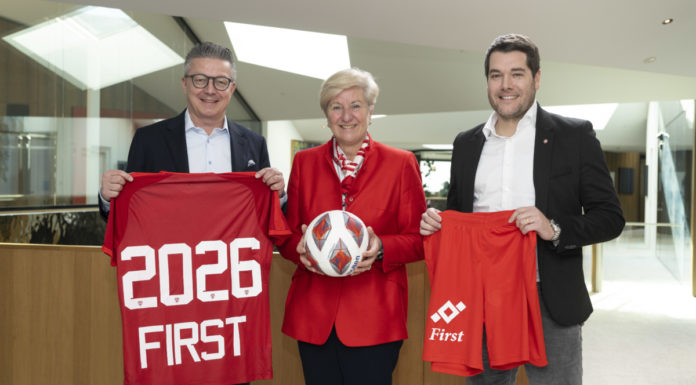 Partnerschaft ausgeweitet: FCV und First vereinbaren Drei-Jahres-Vertrag