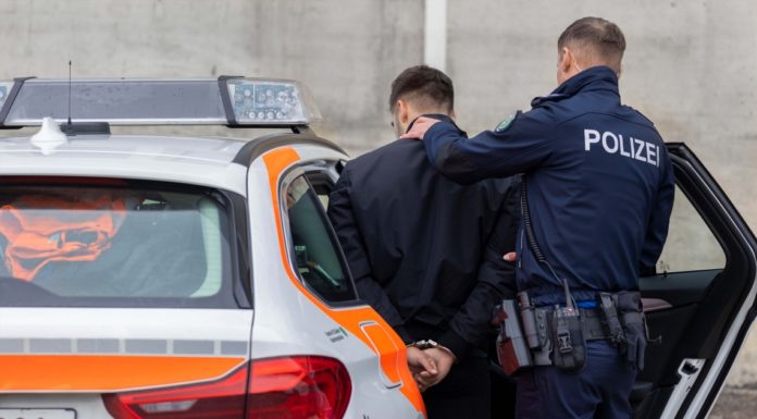 Bad Ragaz: Mann mit Messer im Zug