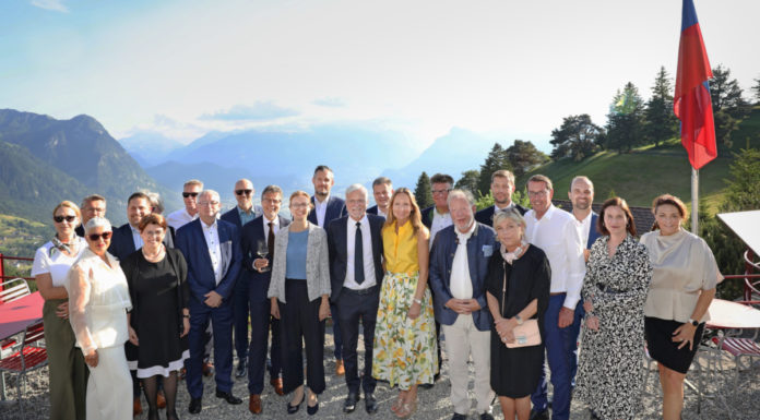 Monauni trifft sich mit Gastronomieverbänden aus 5 Ländern