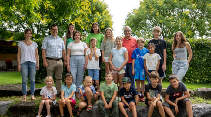 Ruggeller Vorsteher besucht Sommercamp OJA