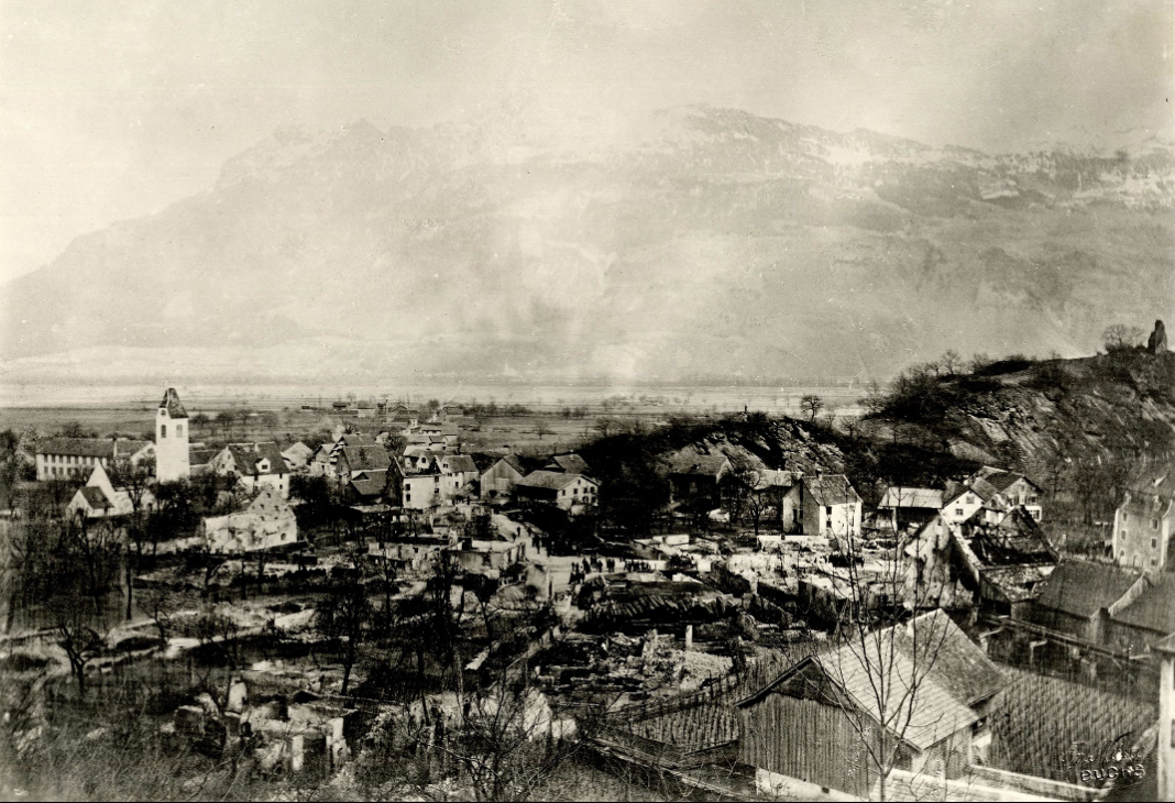 Dorfbrand Schadensplatz Sevelen