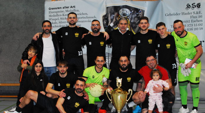 Beim 33. Int. Roger-Zech-Gedächtinisturnier holt sich F.C. Ganza den Turniersieg