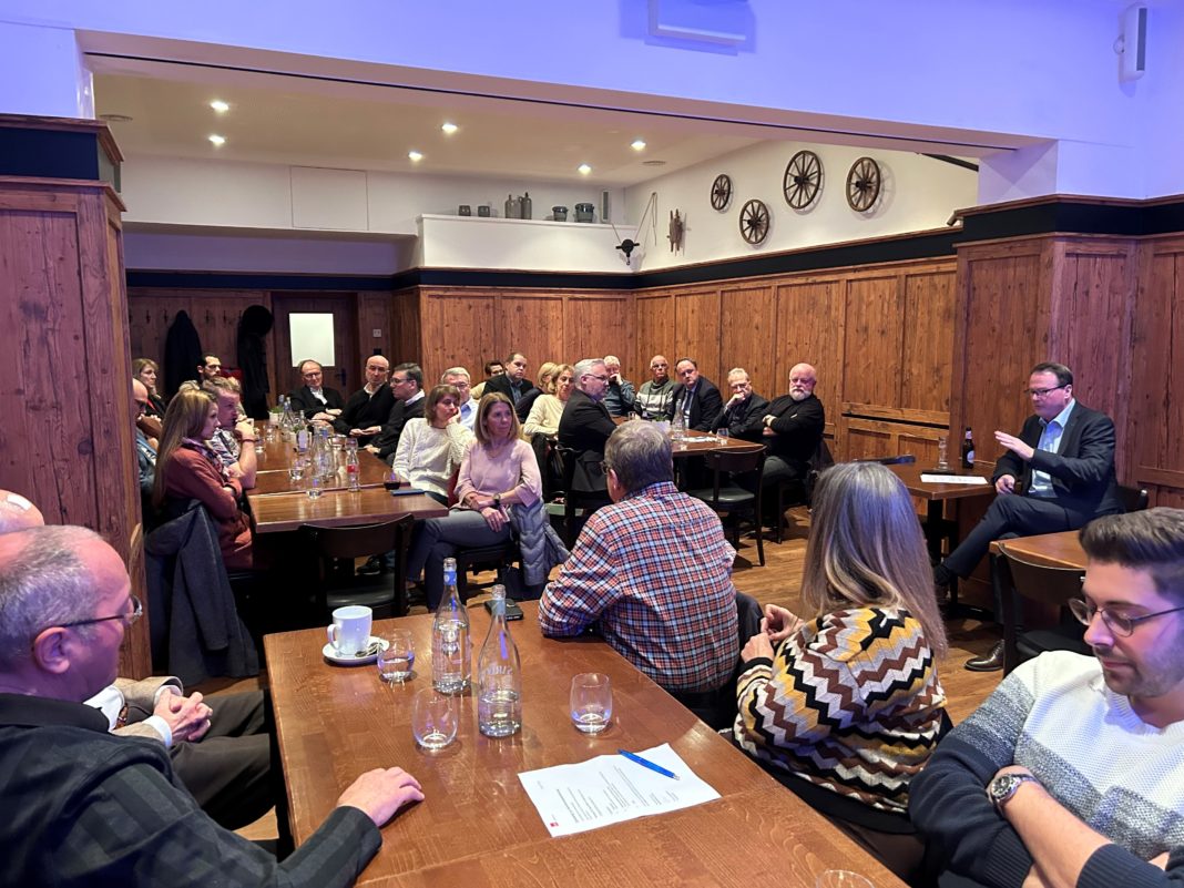 VU-Parteivorstandssitzung, Abstimmungen und Gegenoffensive DpL Volkswahl