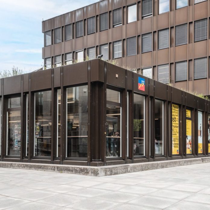 Liechtensteinische_Post_Filiale_Vaduz_15