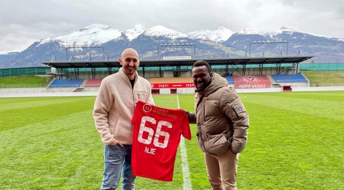 Run For verlost ein Trikot von Allen Njie (FCV)
