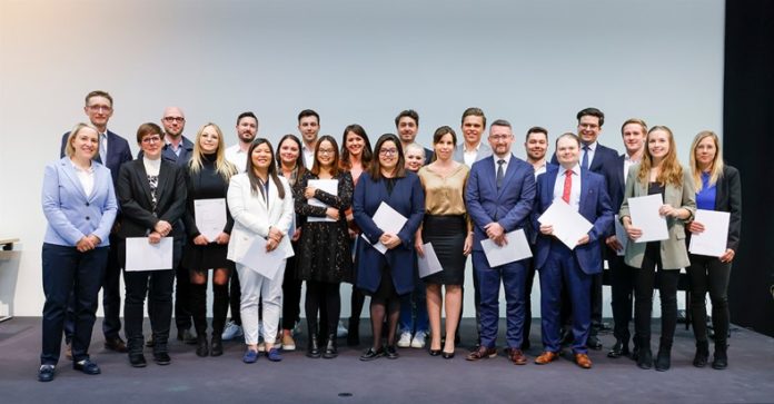 Abschlussfeier Uni FL, Treuhandwesen