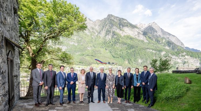 Graubündens Regierung zu Besuch in Liechtenstein