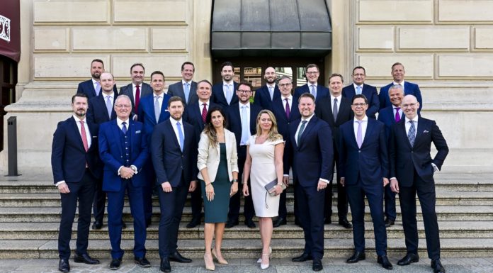 Offizielle Eröffnung der LLB in Deutschland