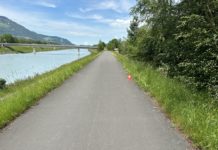 Rheindamm bei Ruggell.