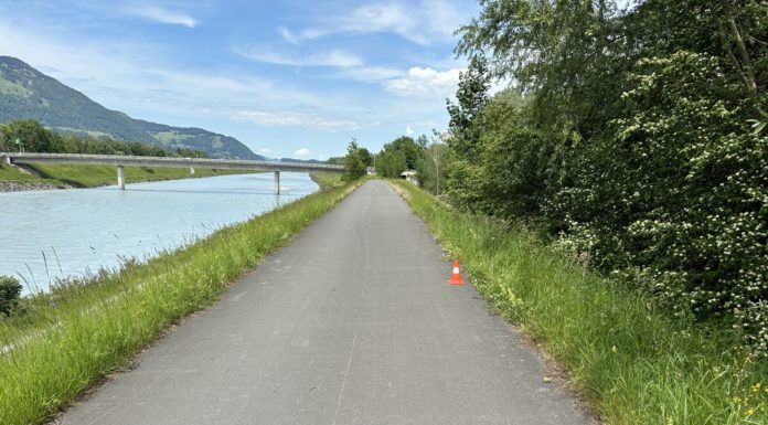 Start des Wettbewerbs für die Fuss- und Veloverkehrsbrücke Sennwald-Ruggell Rheindamm bei Ruggell.