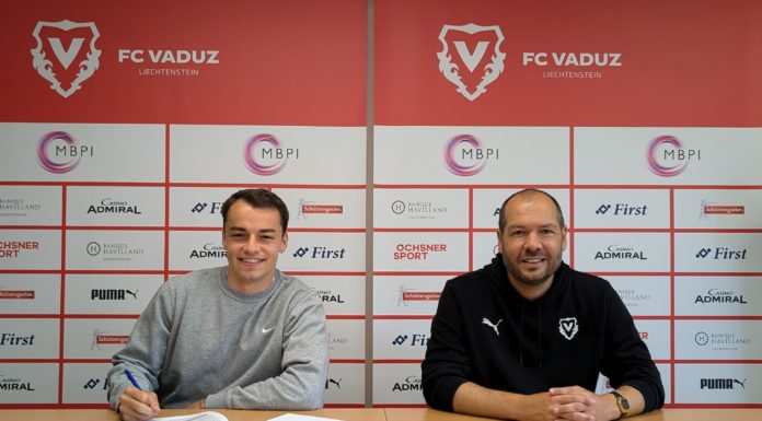 Simeon Weber erhält Profivertrag