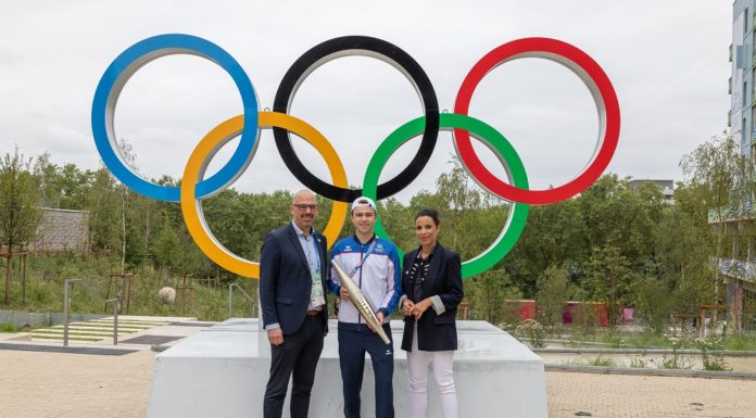 Regierungschef und Sportministerin besuchen Olympische Sommerspiele in Paris