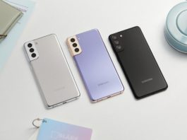 Das Samsung Galaxy S21 wird auf den neuesten Stand gebracht.