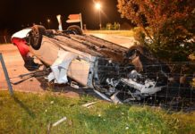 Auto überschlug sich, Fahrer verletzt