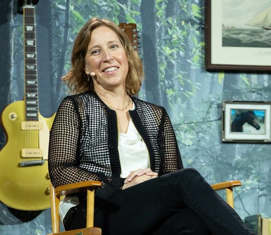 This image was originally posted to Flickr by Anthony Quintano at https://flickr.com/photos/22882274@N04/52695464093. It was reviewed on 1 March 2023 by FlickreviewR 2 and was confirmed to be licensed under the terms of the cc-by-2.0.