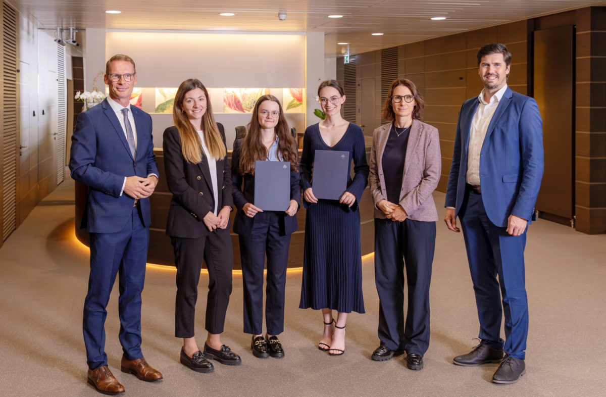 LGT University Scholarship Studentinnen Der Universit t Liechtenstein 