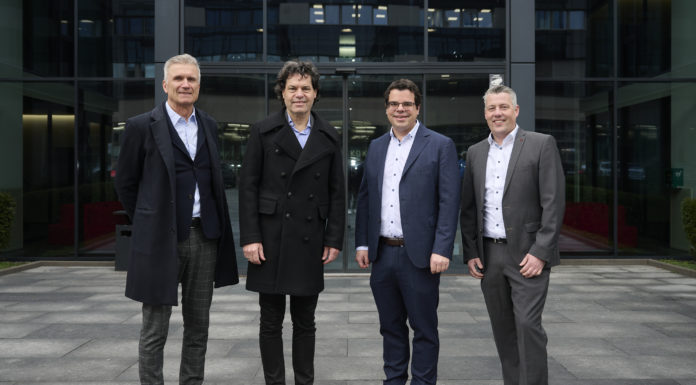 Wichtiger Austausch über die Grenze