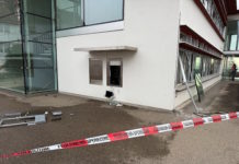 Geldautomat aufgesprengt-Sachschaden von weit über CHF 100.000