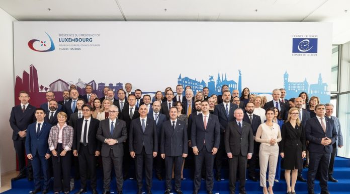 Sabine Monauni an der Ministersession des Europarats