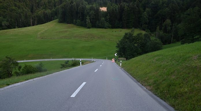 Motorradunfall mit Todesfolge für 17jährigen