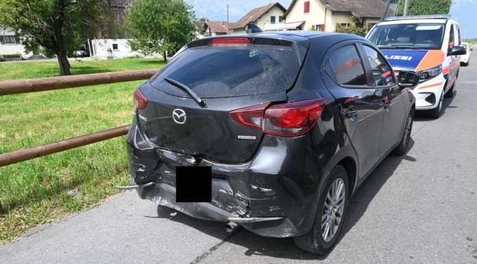 Auffahrunfall in Schaan: Zwei Personen verletzt