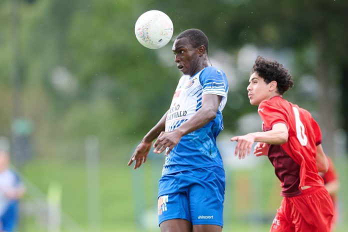 Ismael Adejumo Jimoh Jimoh, Testspiel gegen FCV II